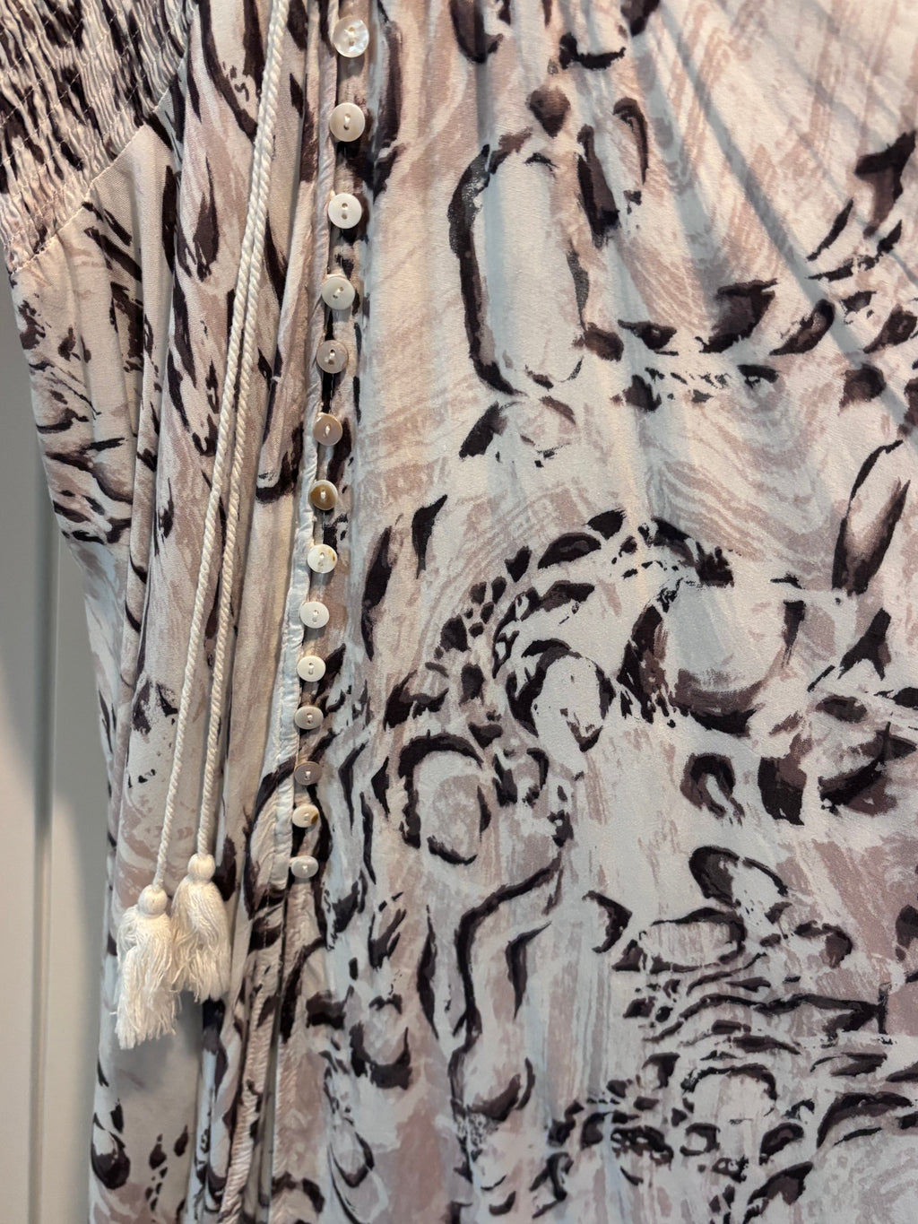 Jaase Abstract Floral Smocked-Waist Maxi Dress, L
