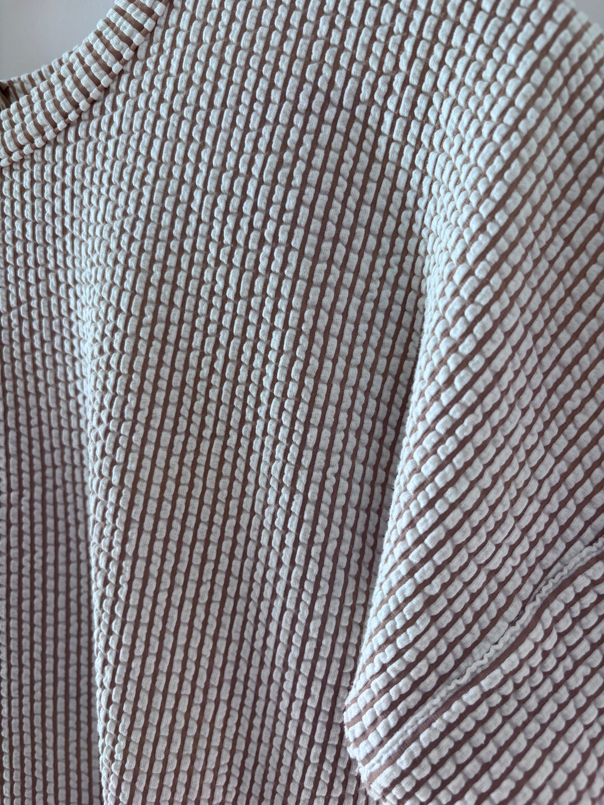 Club Monaco White and Khaki Textured Stripe Dress, M