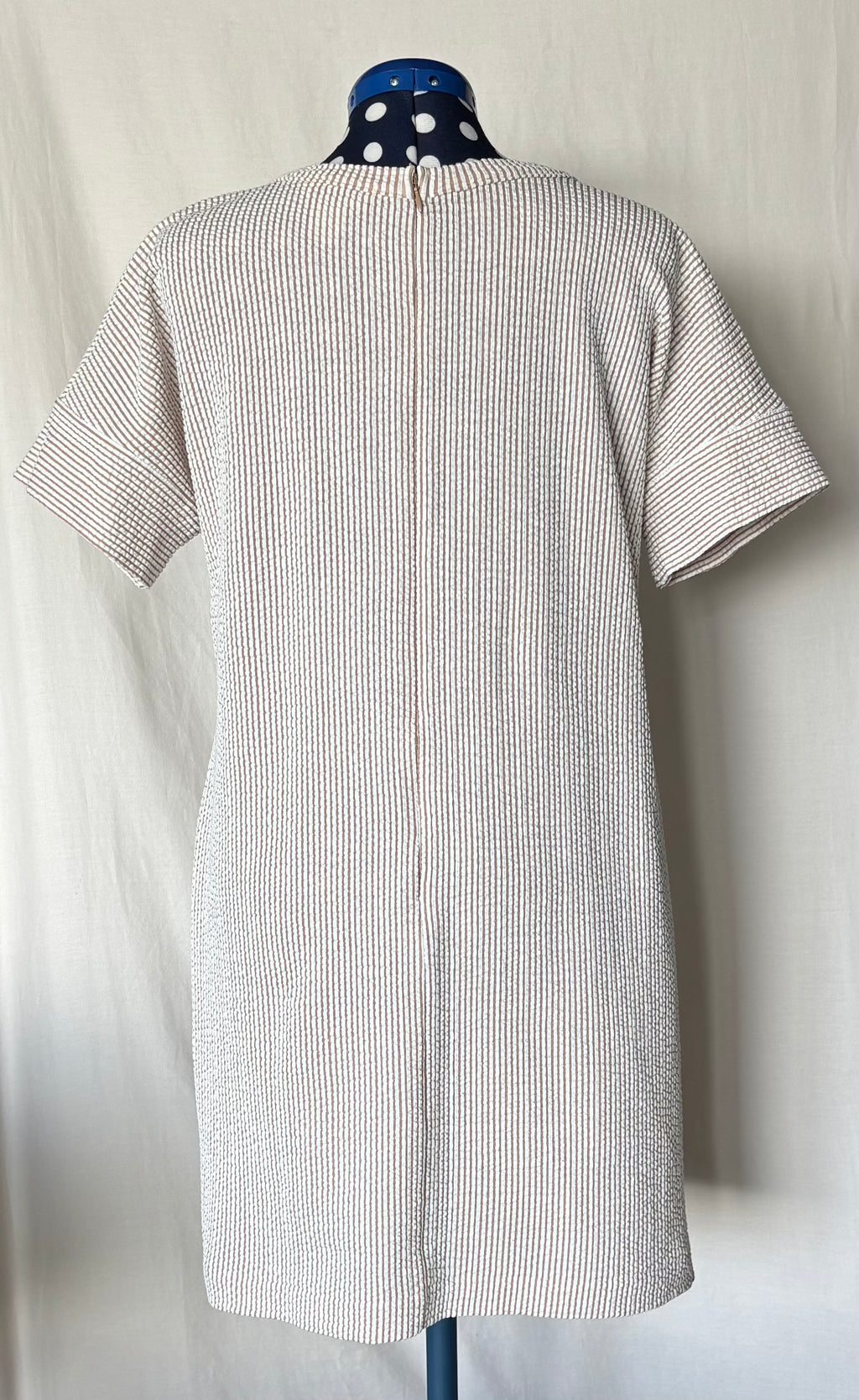Club Monaco White and Khaki Textured Stripe Dress, M